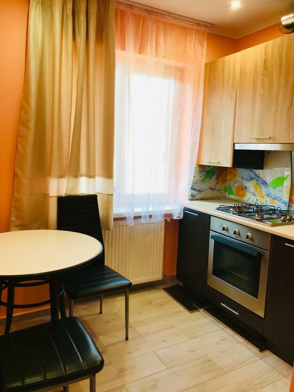 Арт Квартира В Центрі Міста Uzhhorod Luaran gambar